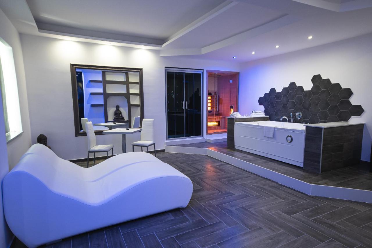 Capri Spa Hotel Casoria Eksteriør billede