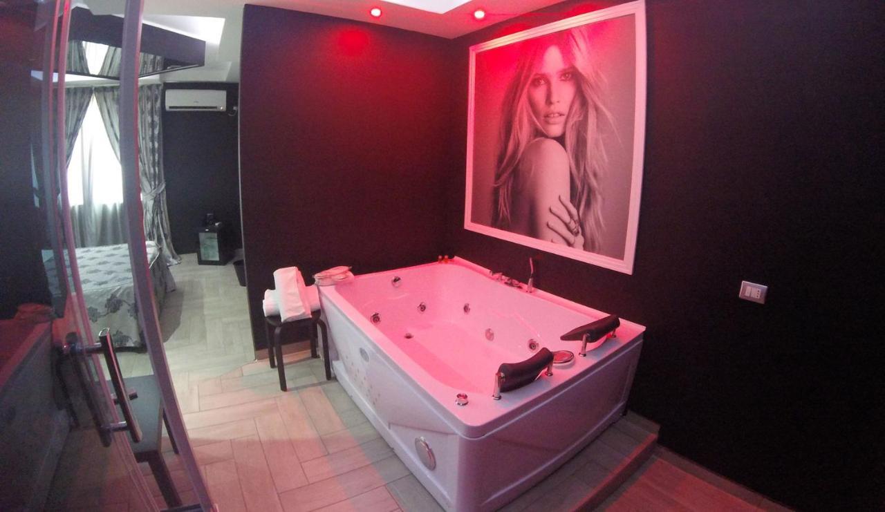 Capri Spa Hotel Casoria Eksteriør billede